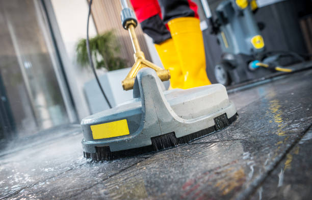 Garage Pressure Washing in Venice, FL